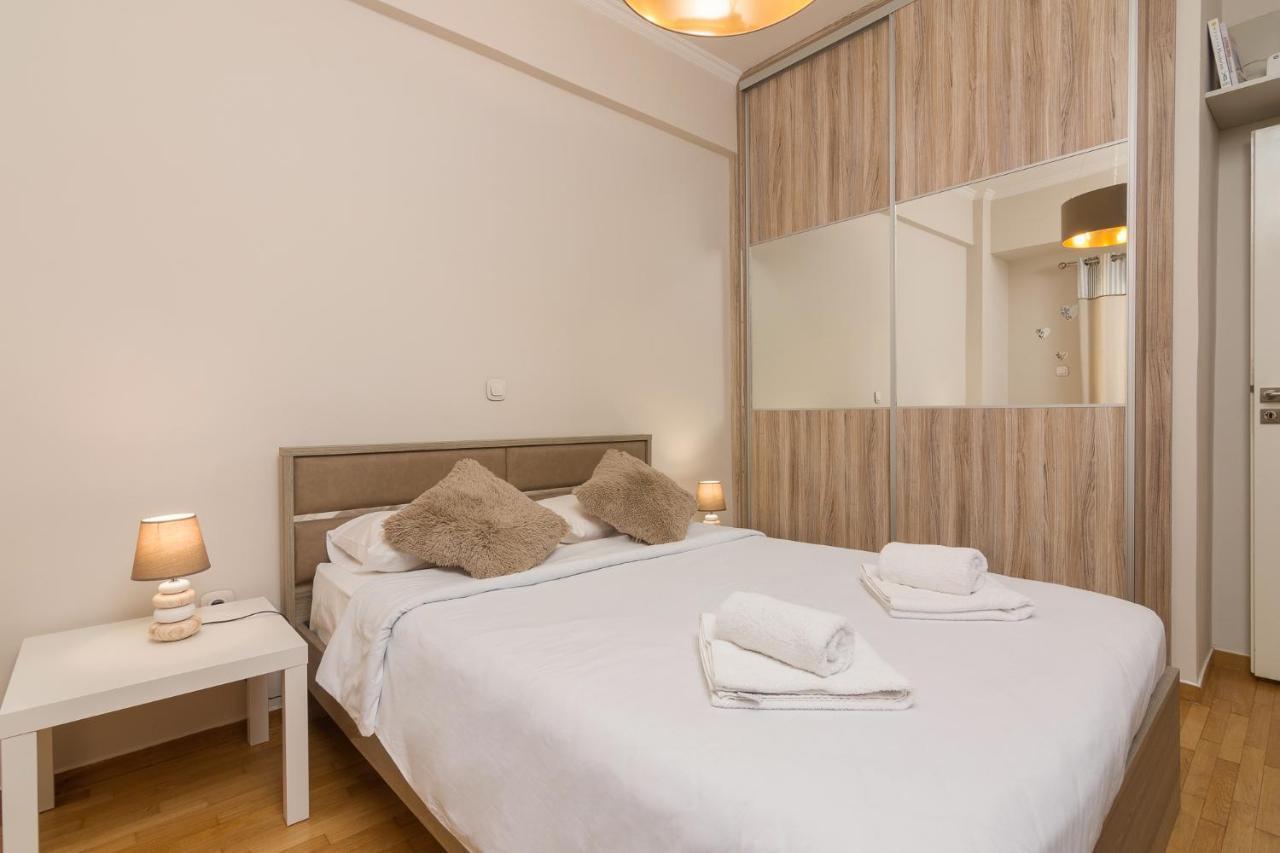 Beautiful And Spacious Apartment In Pagrati Athen Eksteriør billede